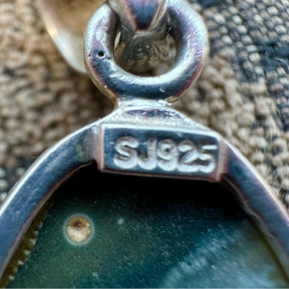 Handcrafted Freeform cabochon of Ocean Jasper in Sterling Silver. - Picture 9 of 14